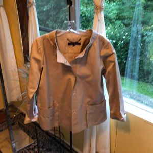 Short Jacket with grosgrain ribbon fasteners